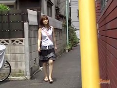 Attractive slapper makes various noises during great sharking event