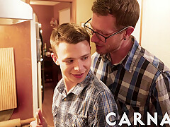 Dilf Alex Killian Shares Stepson With Tall Doctor