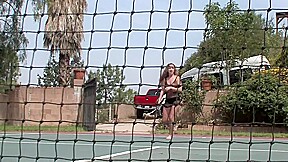 Gorgeous chick drains big dick in the gym