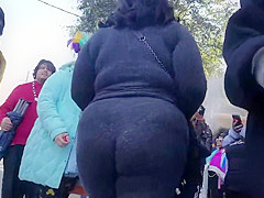 Mardi Gras Creep Shots BBW ebony ho see Tru Leggings big ass