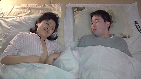 Ntsu-165 On The Night Of The Slumber Party, When I Was Next To Kawanoji I Pretended To Be An Innocent Brat And Messed With The , And The Probability Of Having Sex With The Girl Who Saw It And Got Into Heat Was 100