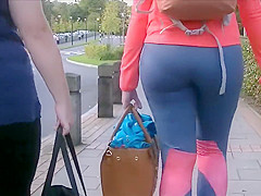 Blue spandex pants hug her sexy big ass