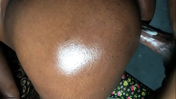 FUCKED A HUGE DICK THAT MADE ME CUM ON THE FLOOR